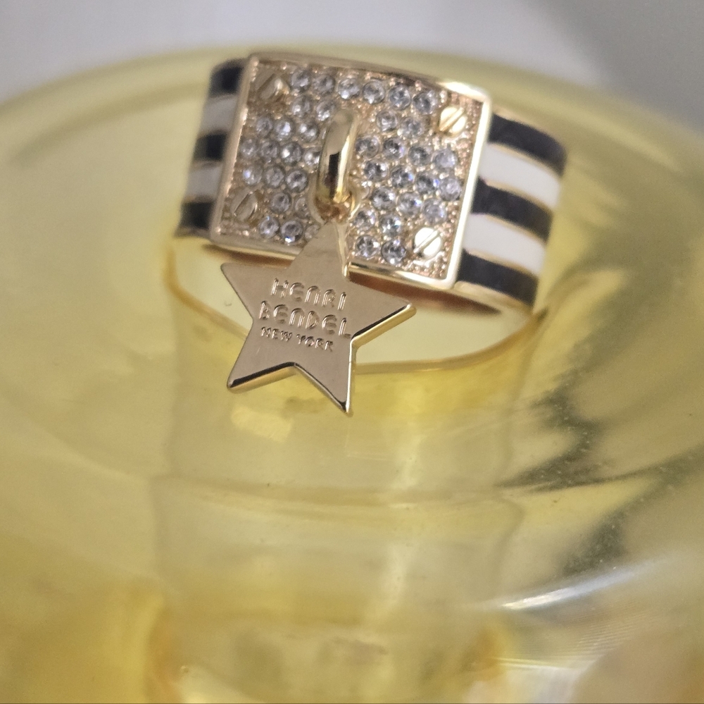 NWOT Henri Bendel White And Brown Band Ring Size 8 - Picture 3 of 5
